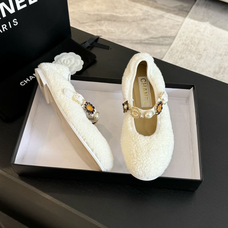 Chanel Low Shoes